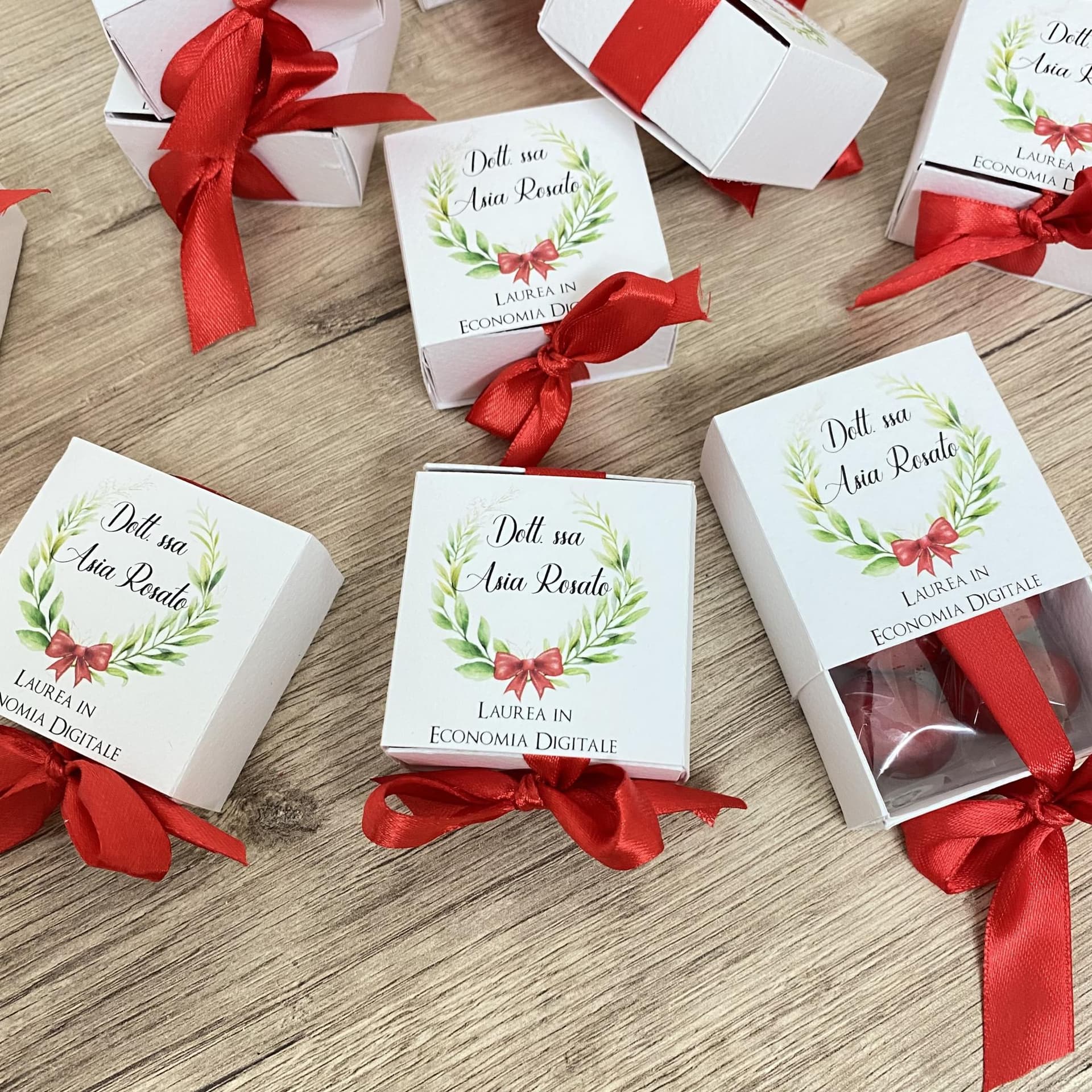 SCATOLINA PORTACONFETTI LAUREA - Feste - Bomboniere - di Perfect Da... | su MissHobby